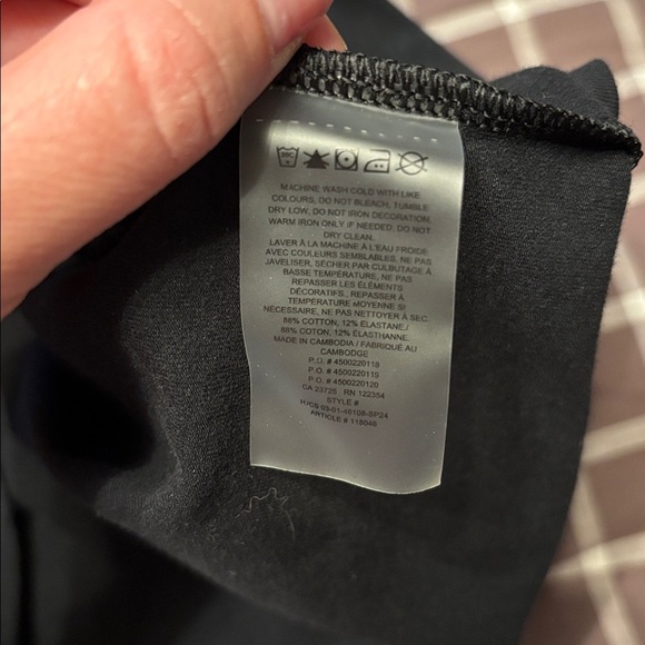 BNNW aritzia black cropped HOLD IT cami tank - Picture 3 of 5